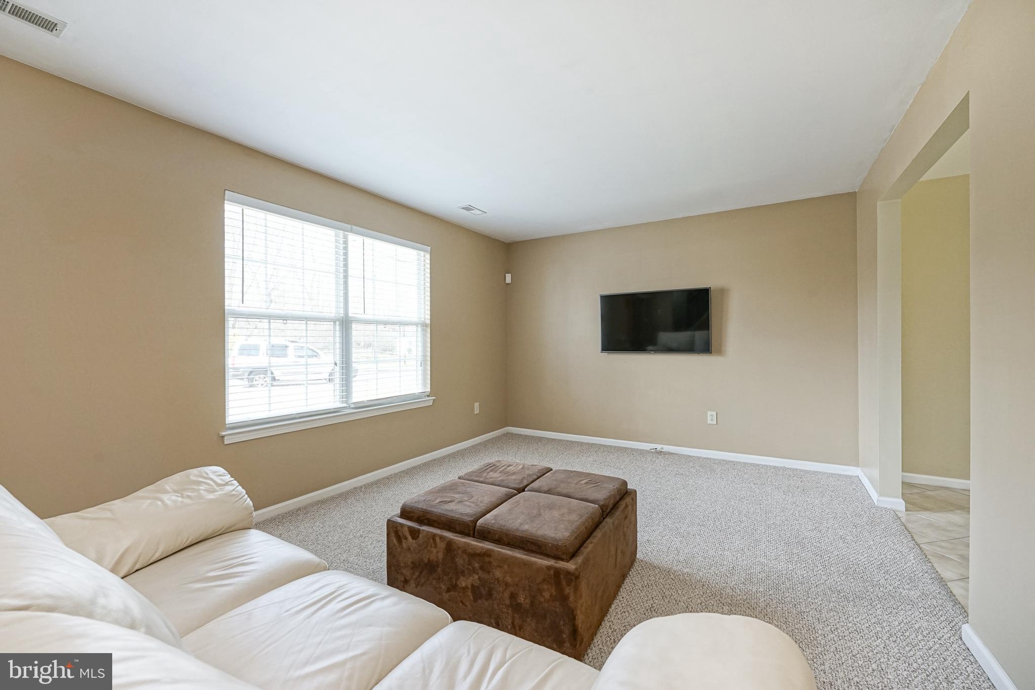 19 Country Club Road Pine Hill, NJ 08021 - Photo 5 of 31 Gallery Image 5
