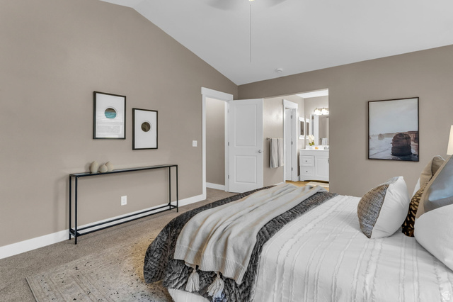 11976 Woodridge Road Sandy, UT 84094 - Photo 18 of 40 Three tone paint
