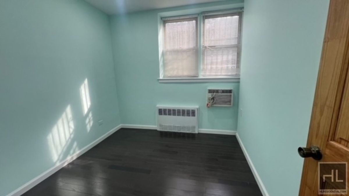 390 Rugby Road, Unit L1 Brooklyn, NY 11226 - Photo 7 of 29 Photo 7