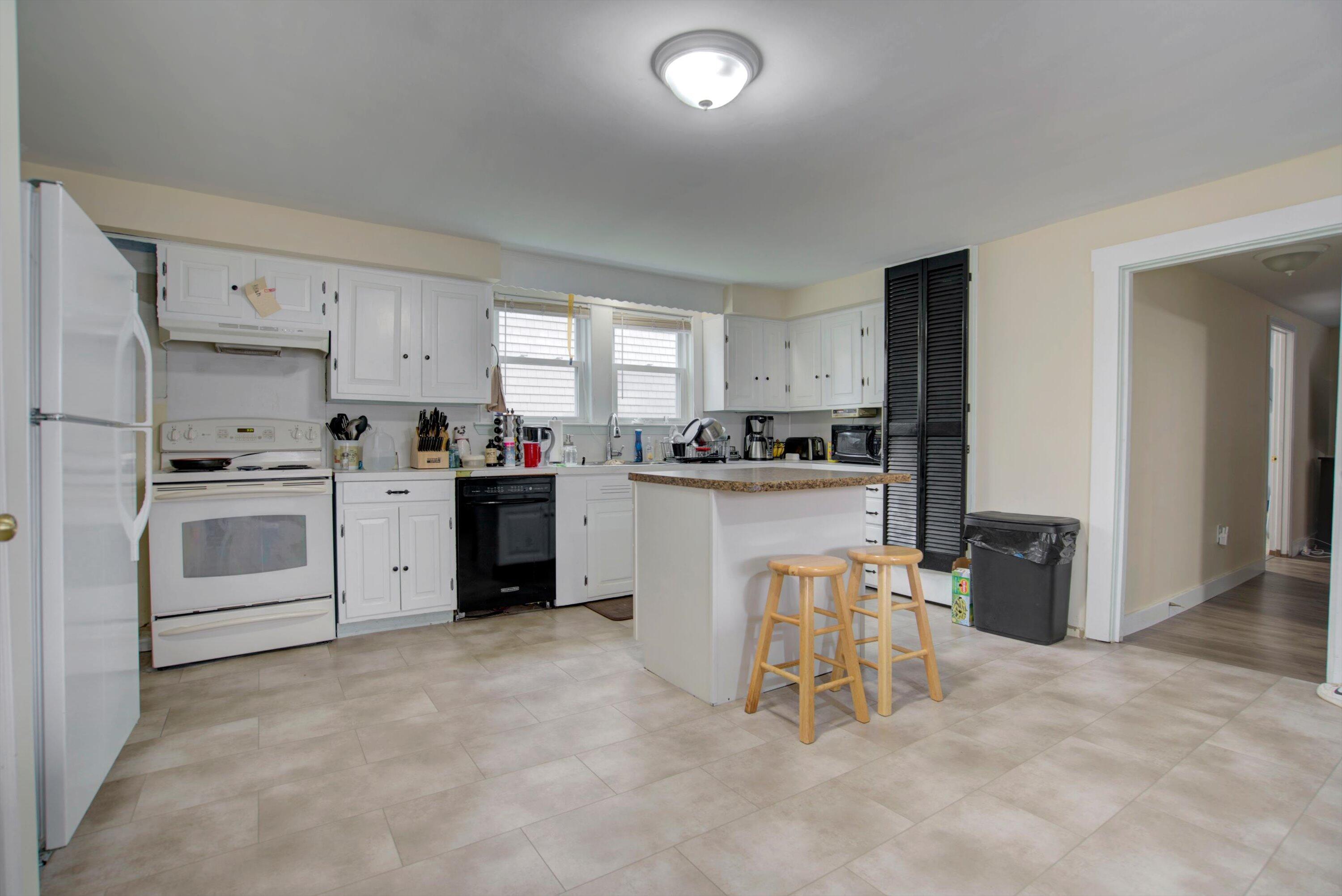 8 Spring Street Saco, ME 04072 - Photo 28 of 51 28-Unit 2