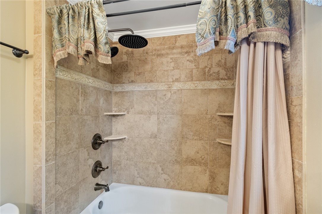 36 Red Post Crescent Perinton, NY 14450 - Photo 18 of 42