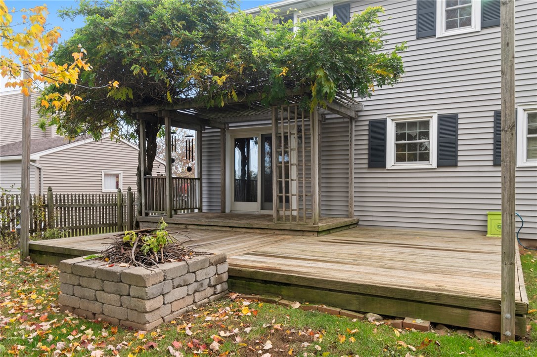 36 Red Post Crescent Perinton, NY 14450 - Photo 36 of 42