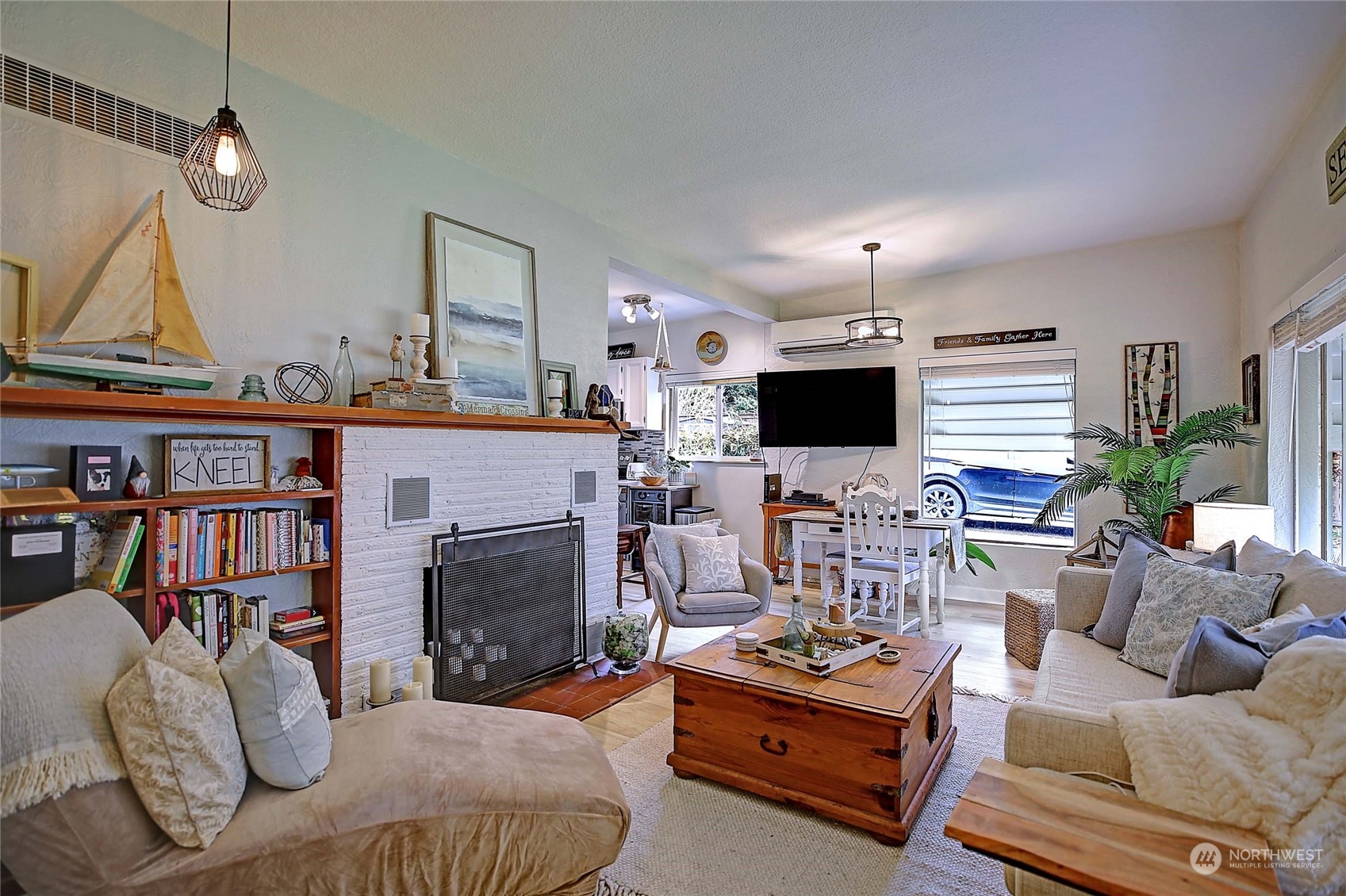 425 East View Ridge Drive Everett, WA 98203 - Photo 5 of 28 Gallery Image 5