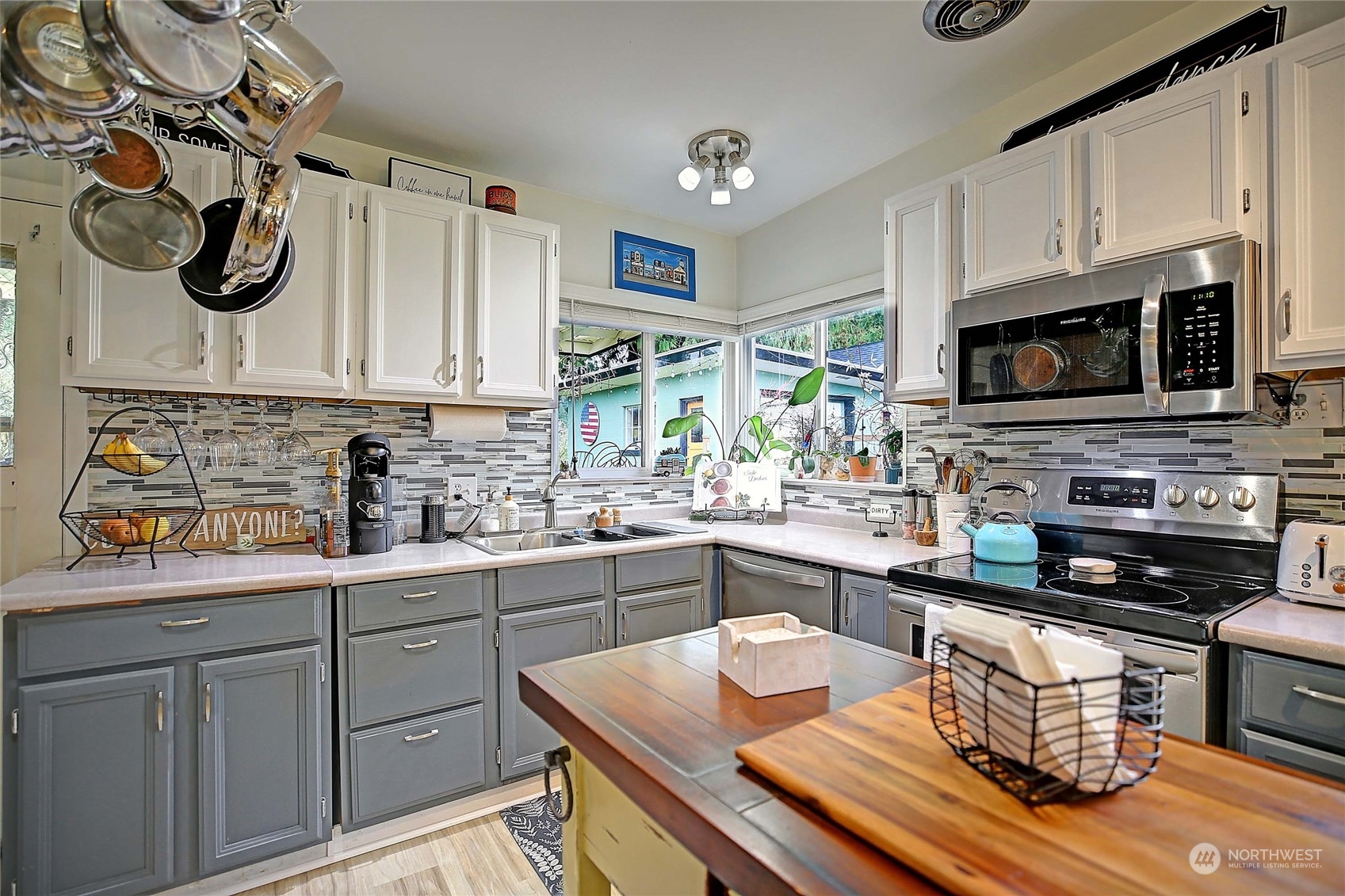 425 East View Ridge Drive Everett, WA 98203 - Photo 10 of 28 Gallery Image 10