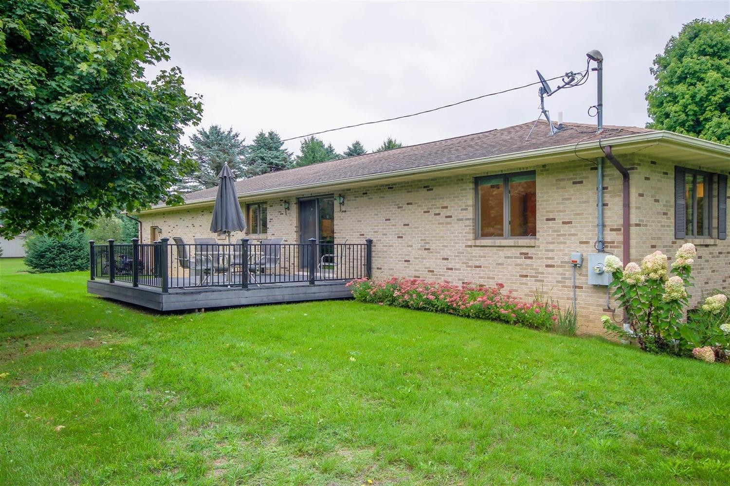 4898 Shepper Road Stockbridge, MI 49285 - Photo 2 of 23 Photo 2