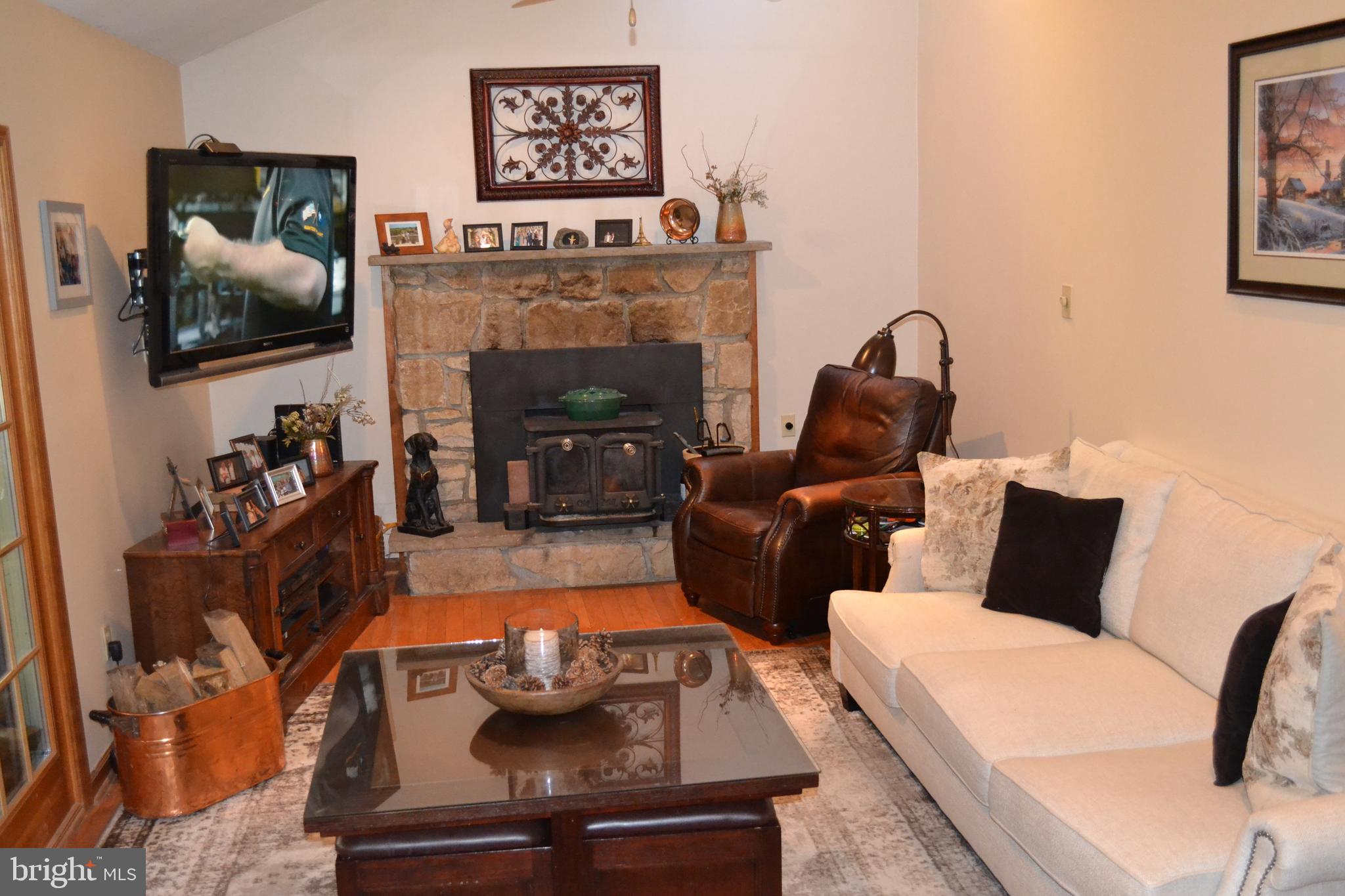 3405 Humpton Road Thorndale, PA 19372 - Photo 17 of 35 Family Room