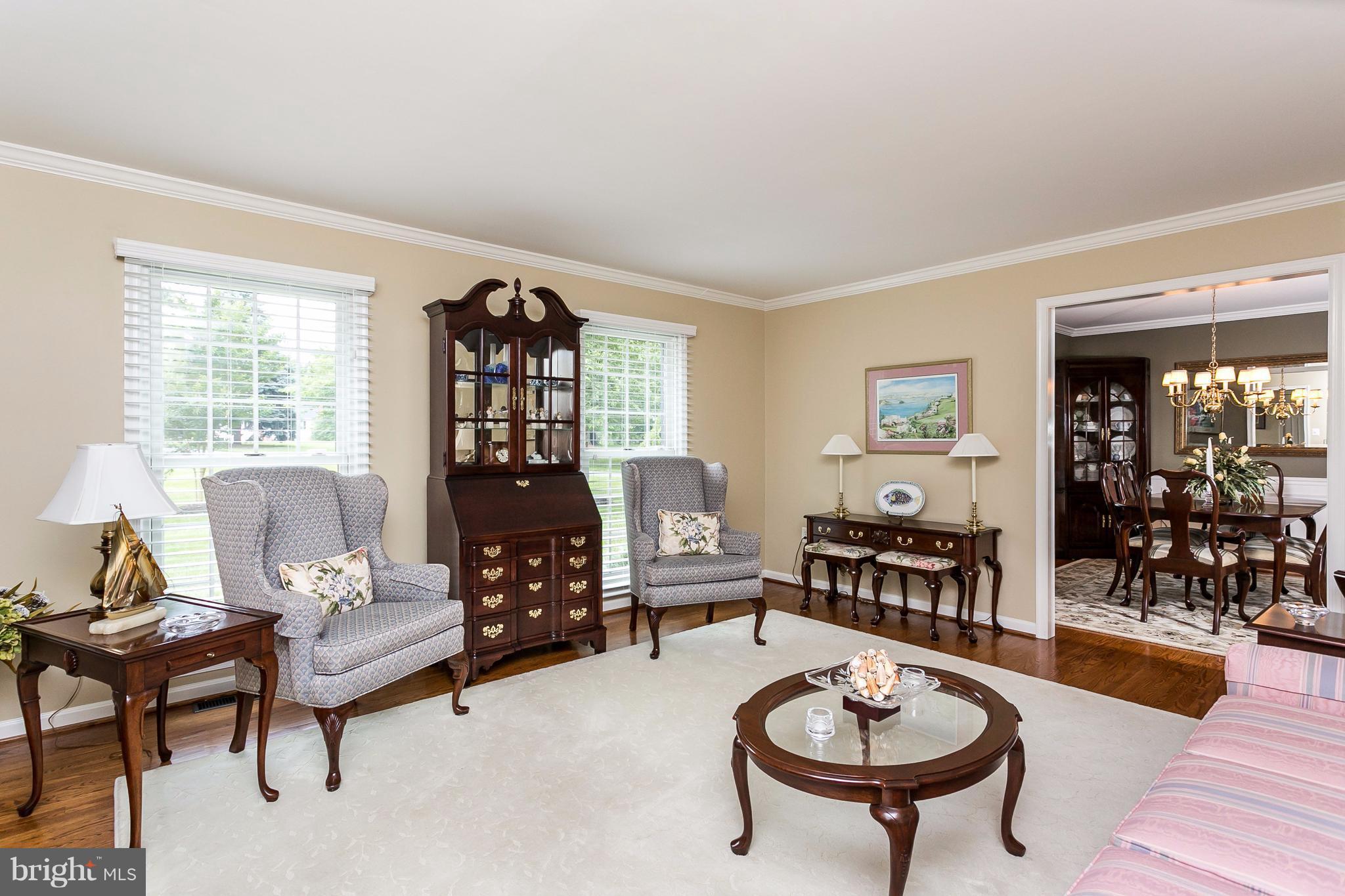 13005 Gent Road Reisterstown, MD 21136 - Photo 3 of 30 Living Room