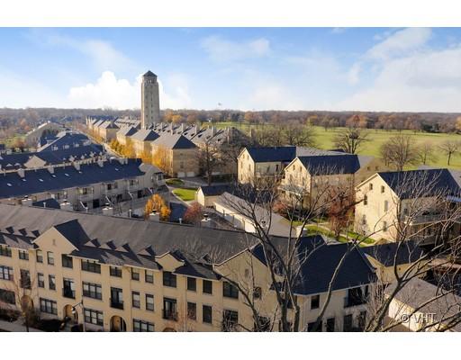 3535 Patten Road, Unit 7E Highland Park, IL 60035 - Photo 13 of 14 a picture of city view with outdoor space