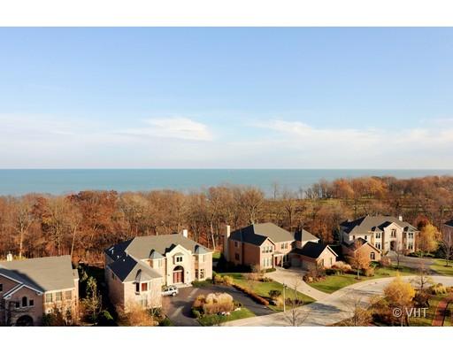 3535 Patten Road, Unit 7E Highland Park, IL 60035 - Photo 14 of 14 an aerial view of residential building and ocean view