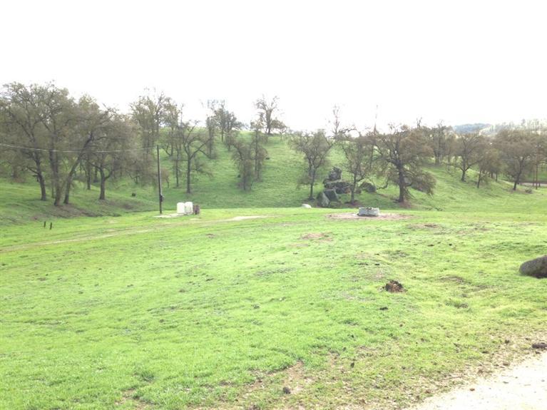 10836 Millerton Road Clovis, CA 93619 - Photo 8 of 22 Gallery Image 8