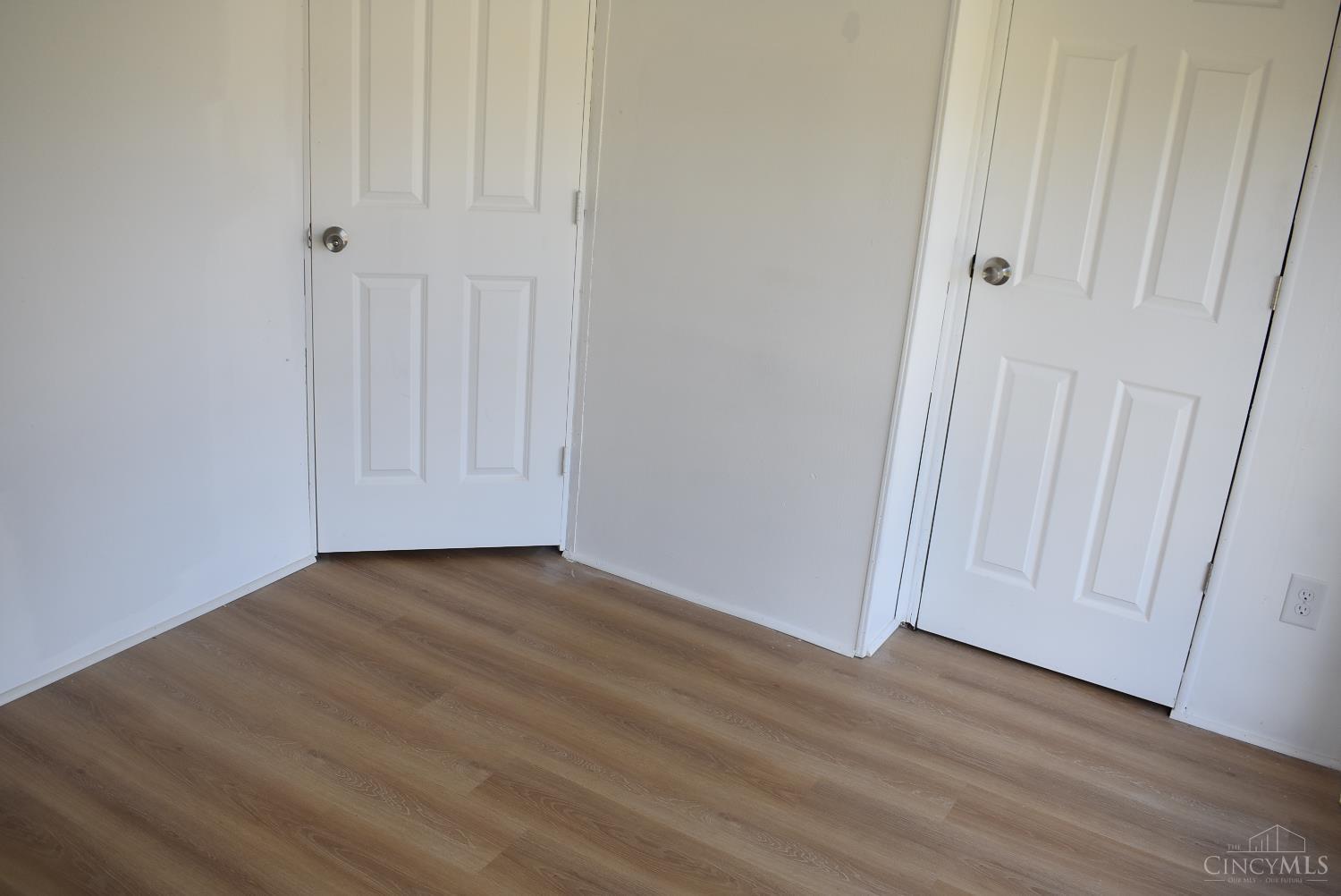 1721 May Hill Road Peebles, OH 45660 - Photo 14 of 27 Primary bath to left closet to right