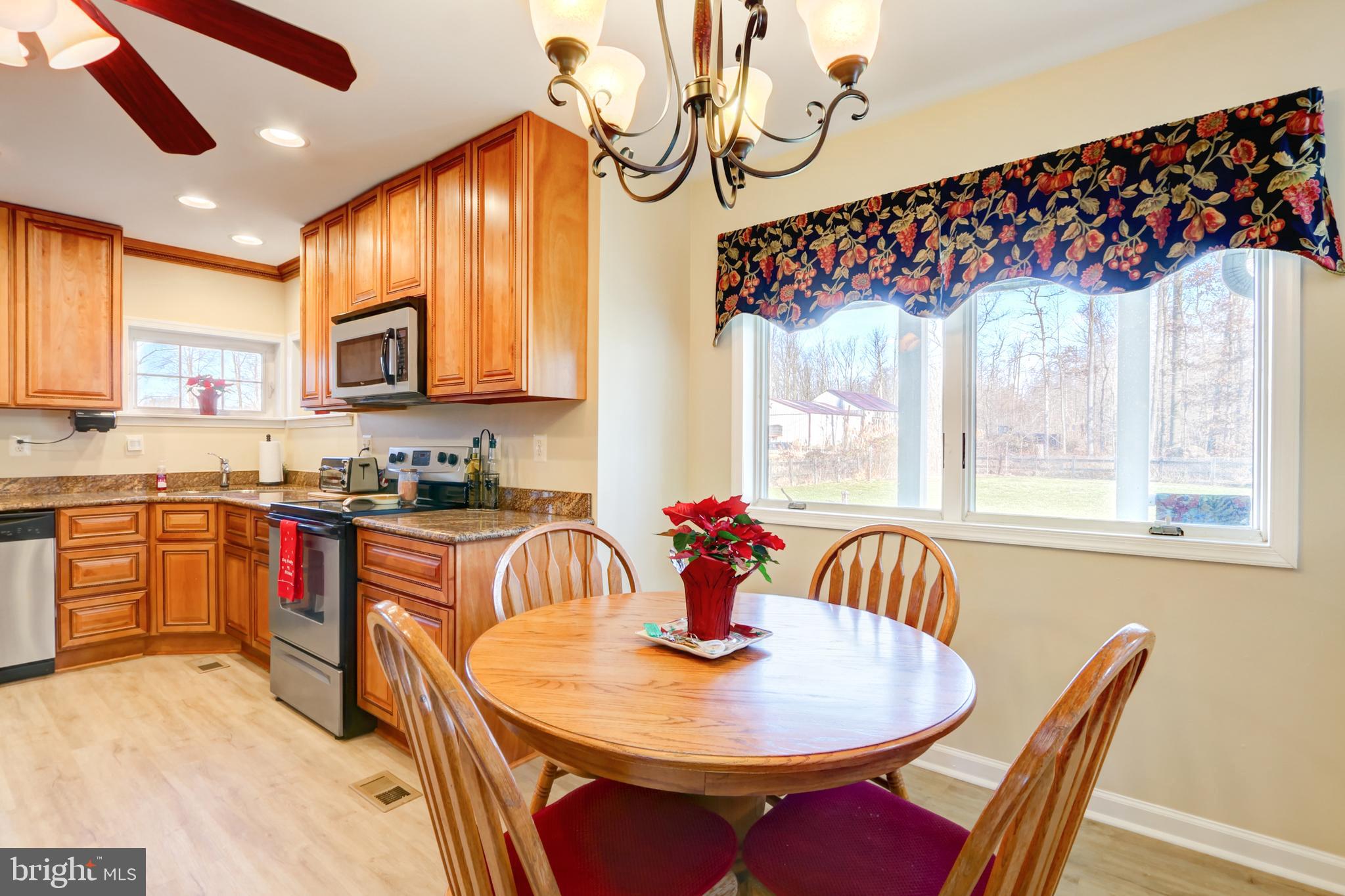 727 Mahan Road Aberdeen, MD 21001 - Photo 13 of 65 BREAKFAST AREA