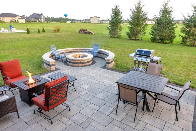 $689,000 | 465 Chasefield Drive, Williams Bay, WI 53191