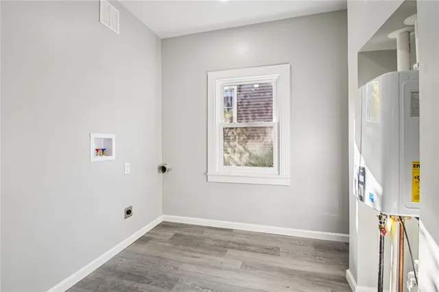 $155,000 | 439 Crossfield Road, Irondequoit, NY 14609