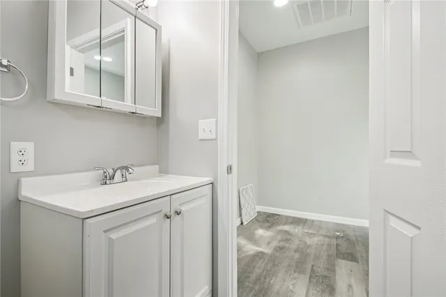 $155,000 | 439 Crossfield Road, Irondequoit, NY 14609