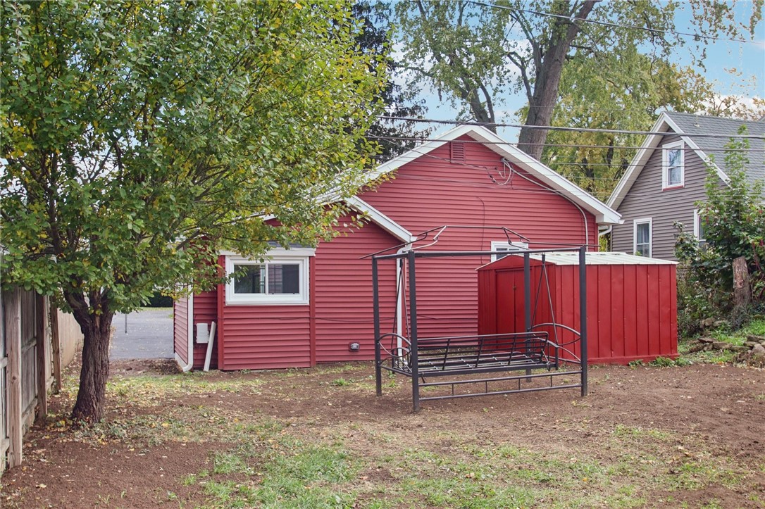 439 Crossfield Road Irondequoit, NY 14609 - Photo 32 of 35