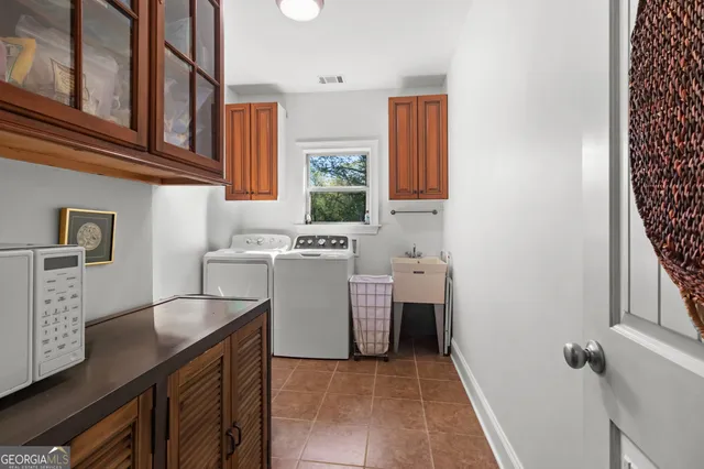 $583,500 | 204 Linwood Drive, Demorest, GA 30535