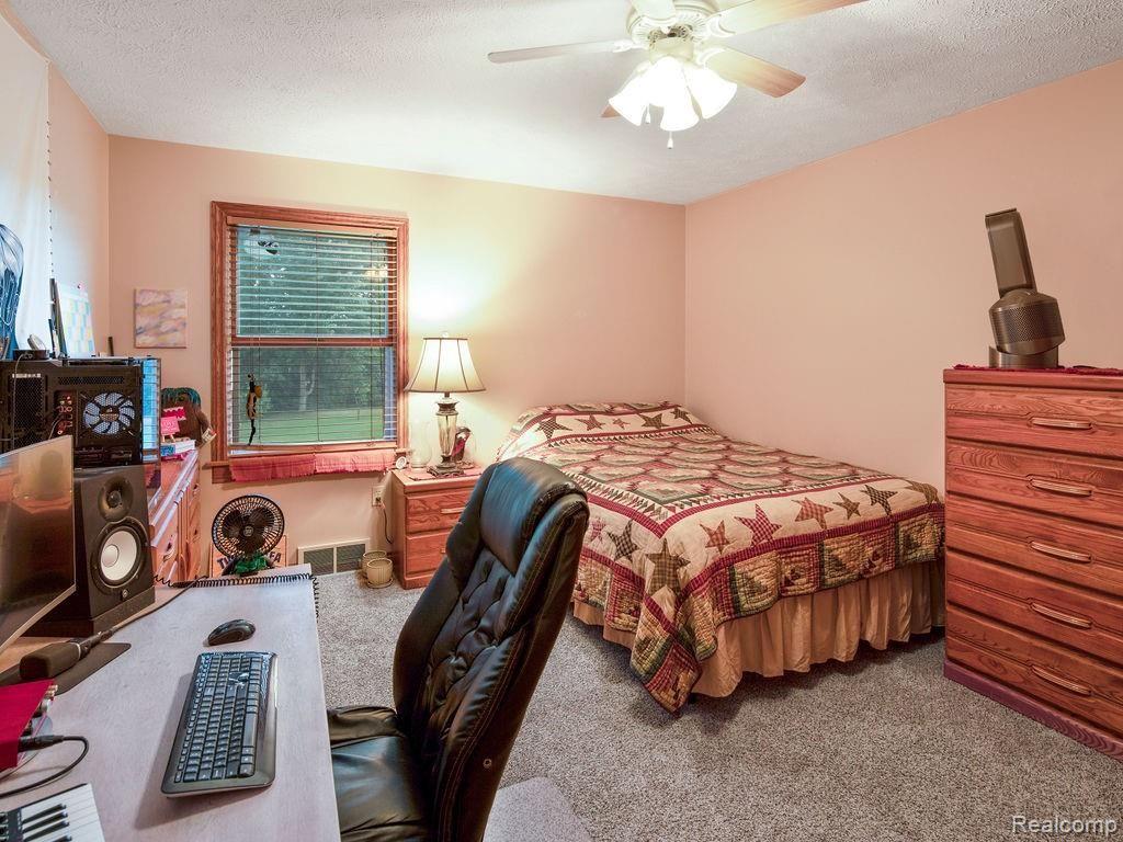 4874 Lange Road Birch Run, MI 48415 - Photo 28 of 40