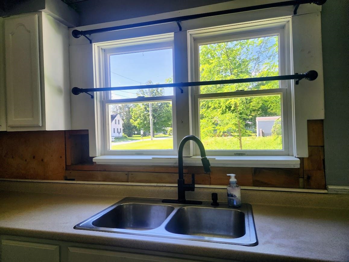 115 River Street Wallingford, VT 05773 - Photo 11 of 34