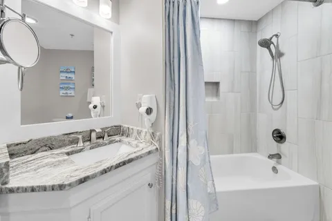 $775,000 | 550 Tops'l Beach Boulevard, Unit 409, Miramar Beach, FL 32550