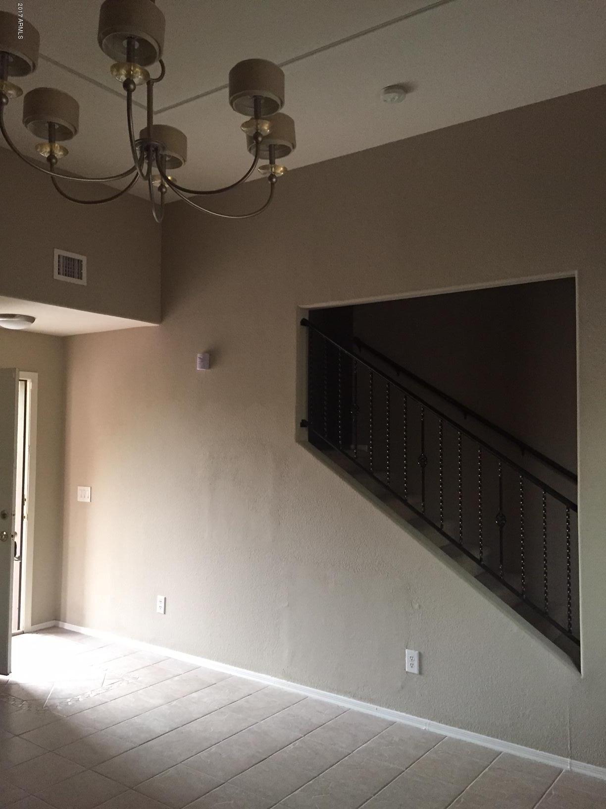 17544 West Hearn Road Surprise, AZ 85388 - Photo 6 of 17 a view of room