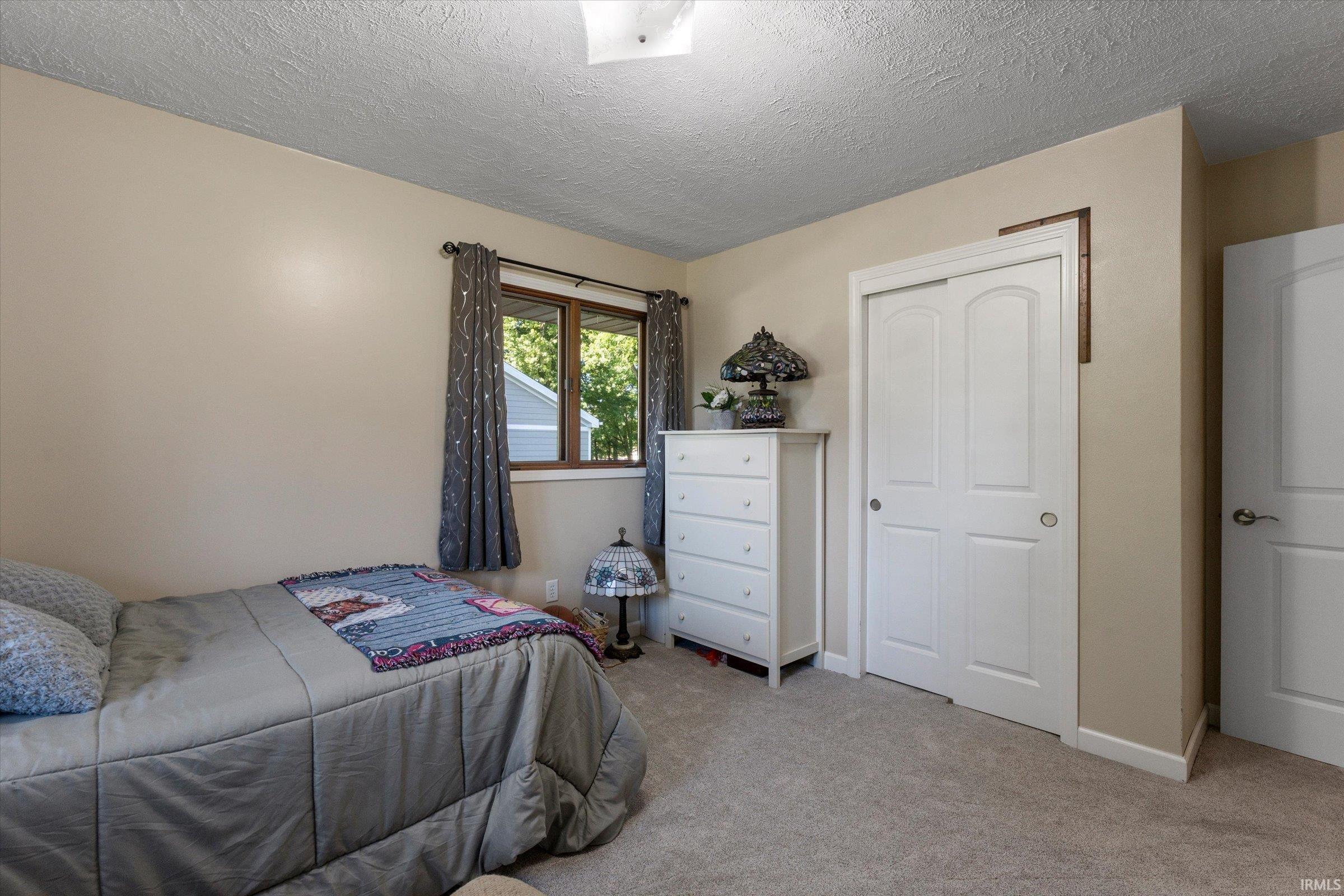 53097 Old Farm Road Elkhart, IN 46514 - Photo 17 of 47