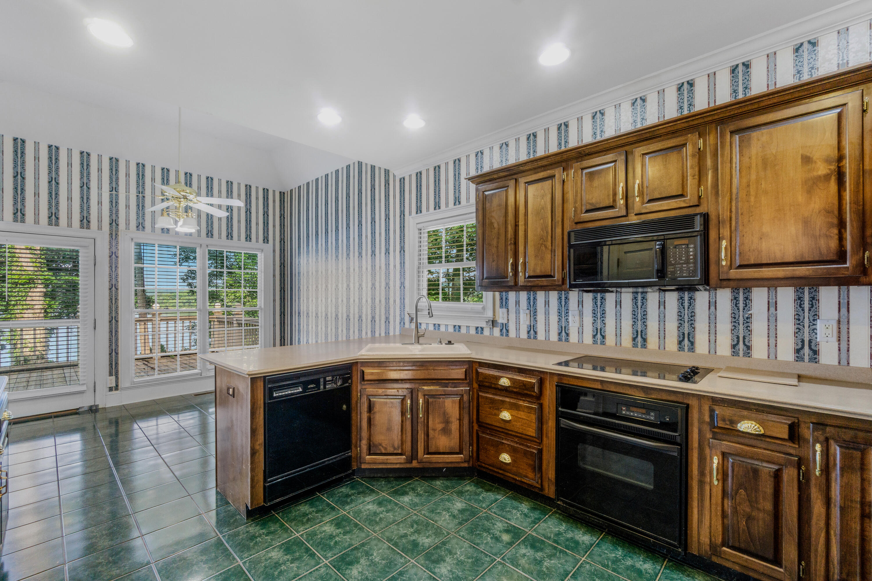 9219 Rocky Point Road Soddy-Daisy, TN 37379 - Photo 11 of 36 9219 Rocky Point Rd-62