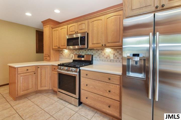 2800 South Dearing Road Spring Arbor, MI 49283 - Photo 7 of 36 Gas Range