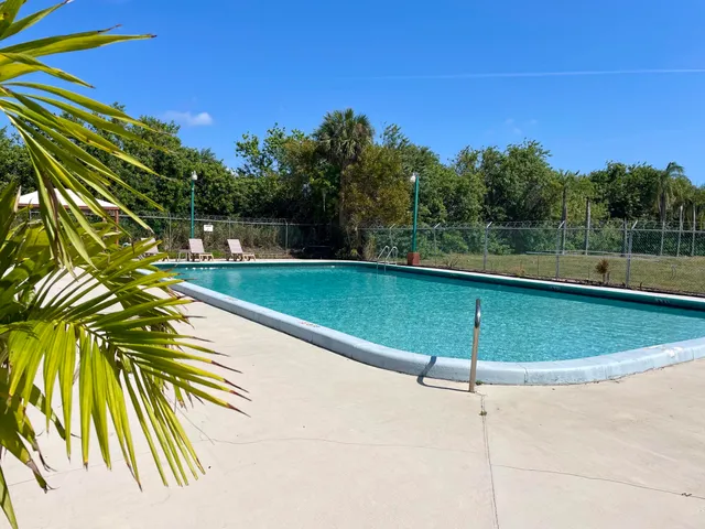 $1,950 | 14 Crossings Circle, Unit D, Boynton Beach, FL 33435