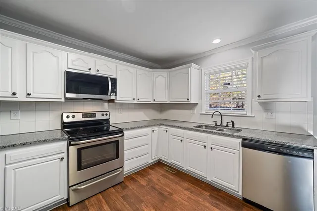 $350,000 | 6751 Fairwood Court, Clemmons, NC 27012