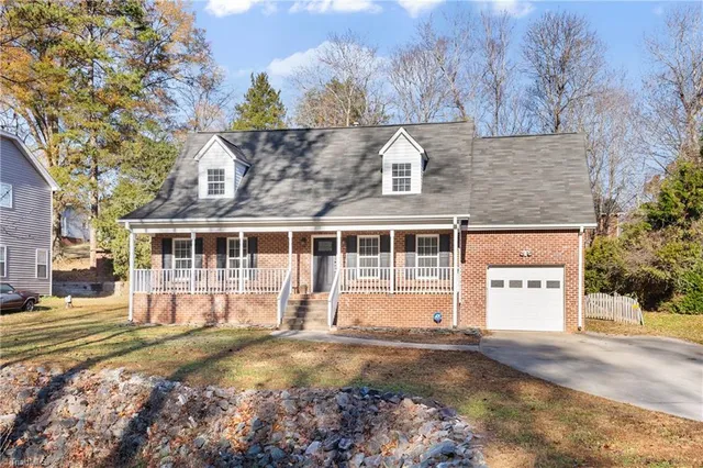 $350,000 | 6751 Fairwood Court, Clemmons, NC 27012