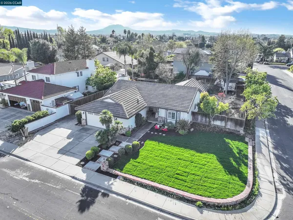 $695,000 | 641 Woodbury Place, Oakley, CA 94561