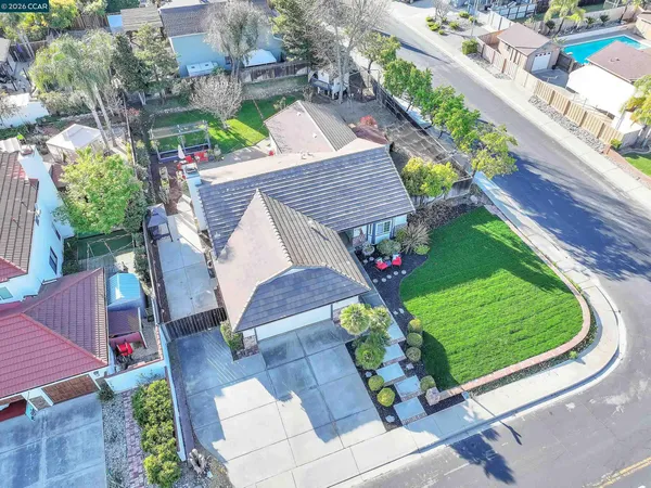 $695,000 | 641 Woodbury Place, Oakley, CA 94561