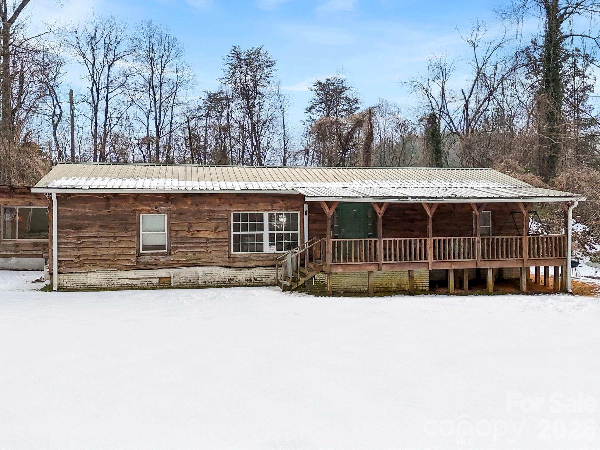 104 Jolly Road Old Fort, NC 28762 - Photo 2 of 37