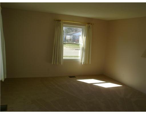 1945 Center Springfield Oh 45506 Springfield, OH 45506 - Photo 4 of 12
