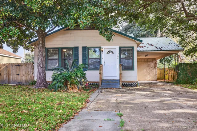 $130,000 | 2406 8th Street, Pascagoula, MS 39567
