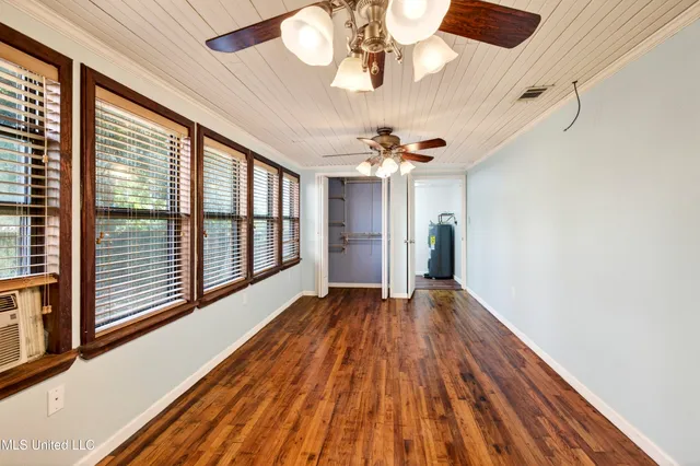 $130,000 | 2406 8th Street, Pascagoula, MS 39567