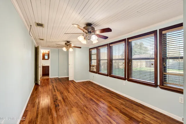 $130,000 | 2406 8th Street, Pascagoula, MS 39567