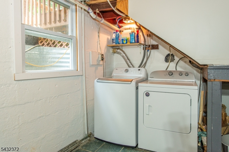 26 Lakeview Road Sparta, NJ 07871 - Photo 32 of 50