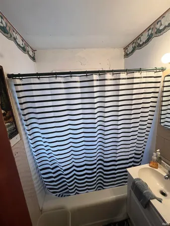 $69,900 | 3217 Oliver Street, Fort Wayne, IN 46806