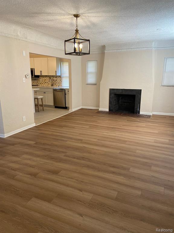 4369 Devonshire Road Detroit, MI 48224 - Photo 3 of 24