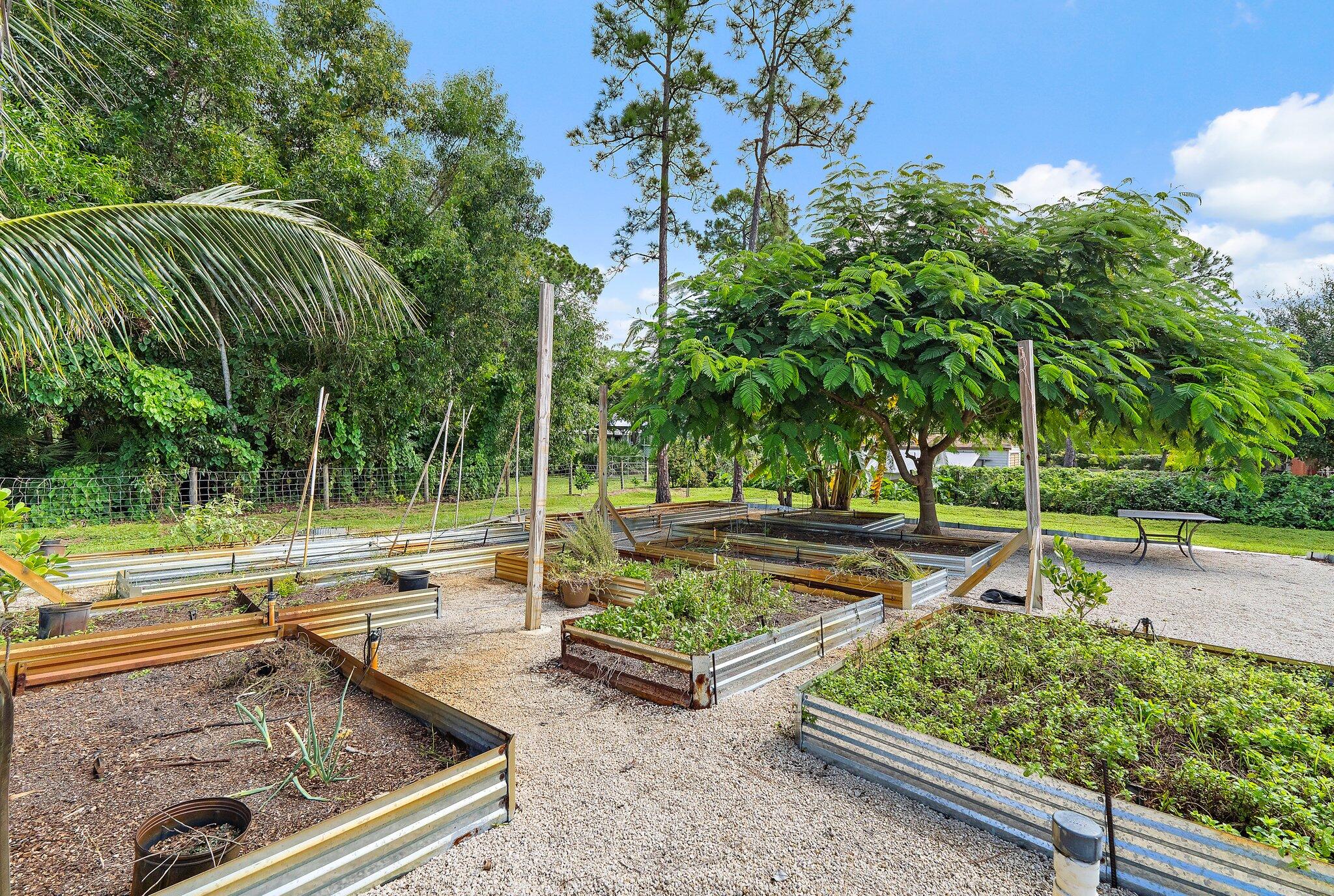 13395 152nd Road North Jupiter, FL 33478 - Photo 41 of 47 074-13395152ndRdN-Jupiter-SMALL