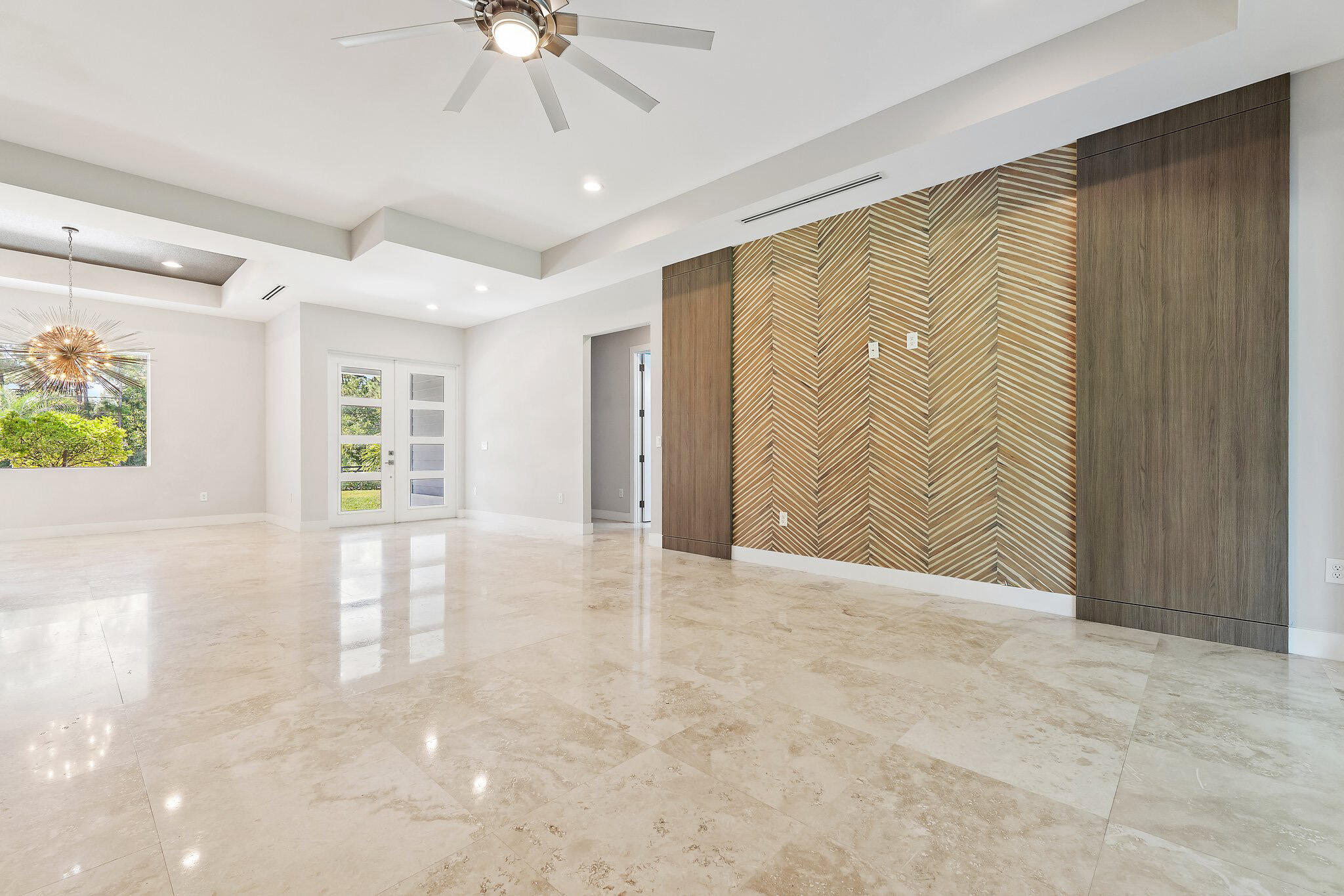 13395 152nd Road North Jupiter, FL 33478 - Photo 10 of 47 033-13395152ndRdN-Jupiter-SMALL