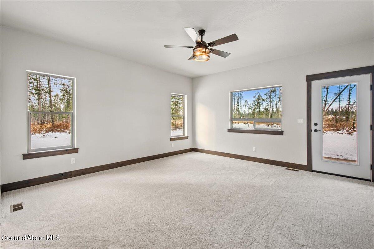 L2-b8 North Eclipse Road Rathdrum, ID 83858 - Photo 19 of 38 Master bedroom