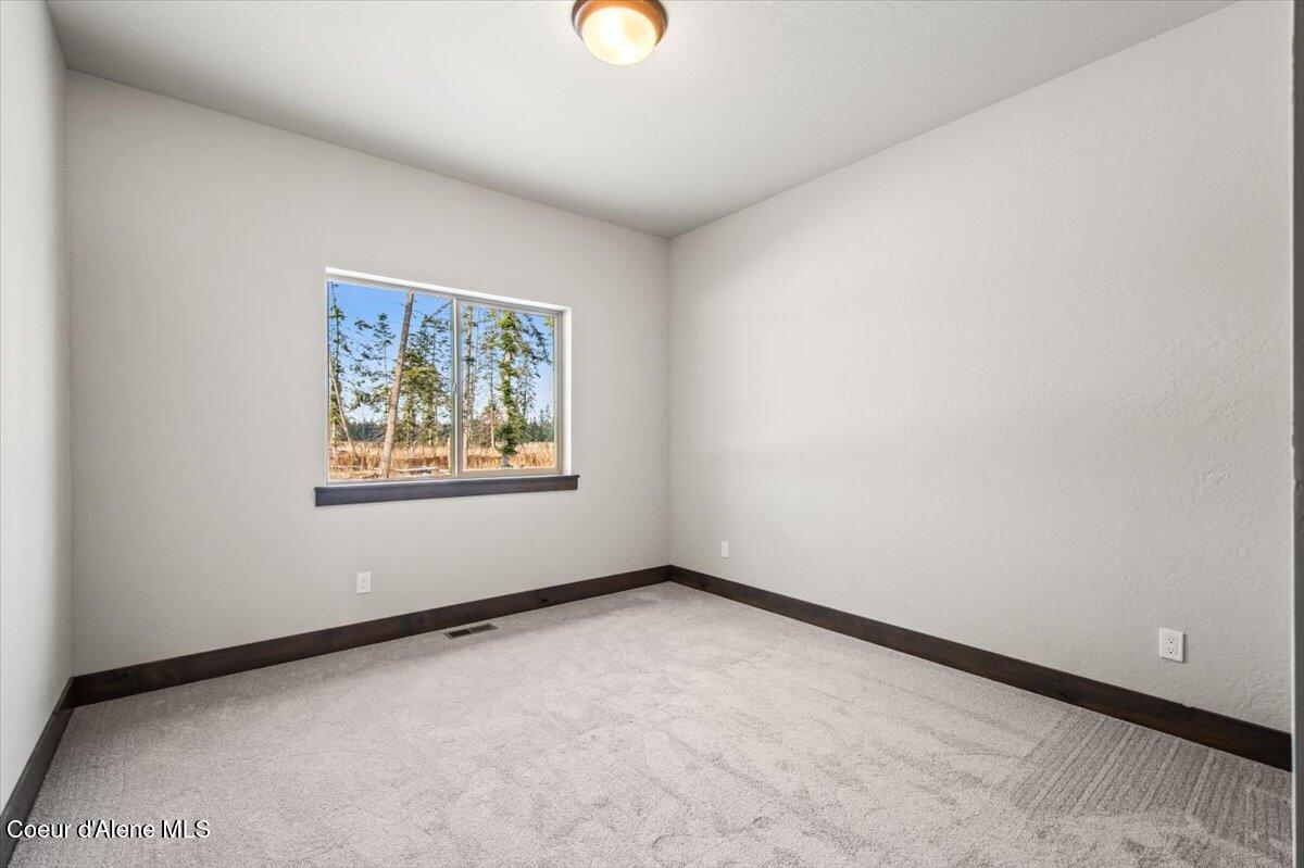 L2-b8 North Eclipse Road Rathdrum, ID 83858 - Photo 27 of 38 Bedroom 2