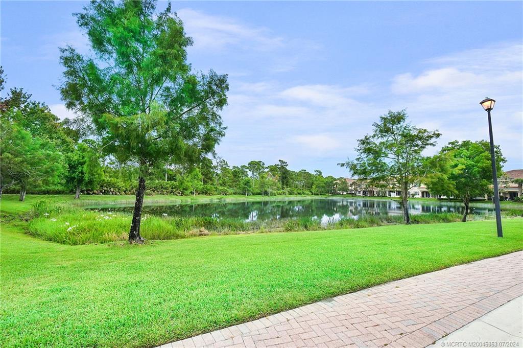 370 Southwest Walking Path Stuart, FL 34997 - Photo 2 of 40 Gallery Image 2