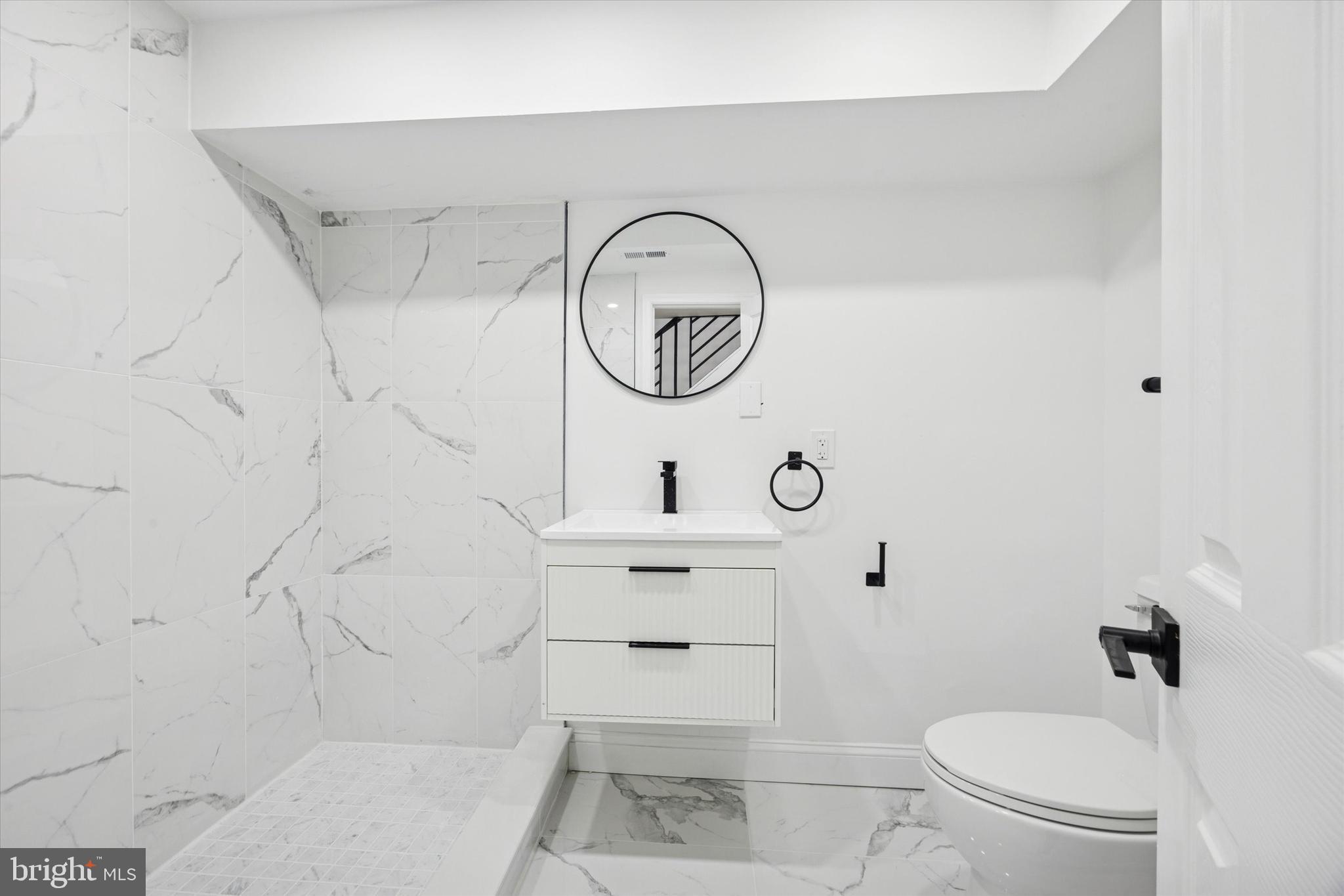 2340 McClellan Street Philadelphia, PA 19145 - Photo 13 of 23