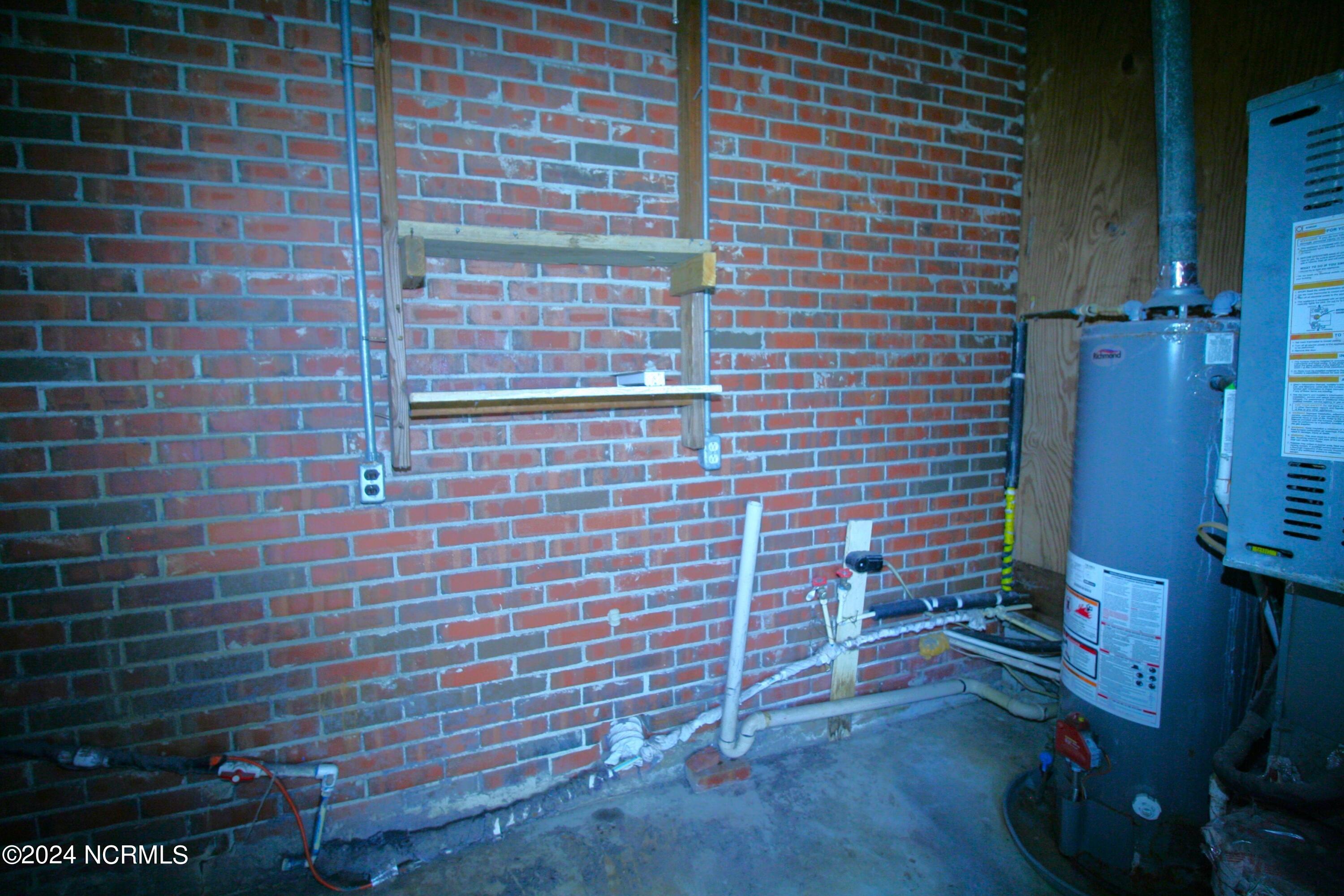 731 Newland Road Roper, NC 27970 - Photo 20 of 21 Utility Room