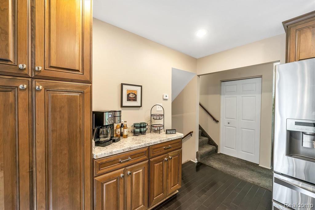 7324 Runyan Lake Road Fenton, MI 48430 - Photo 13 of 34