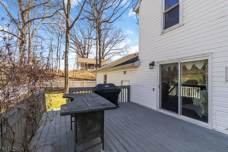 237 Tabor Road Morris Plains, NJ 07950 - Photo 29 of 39